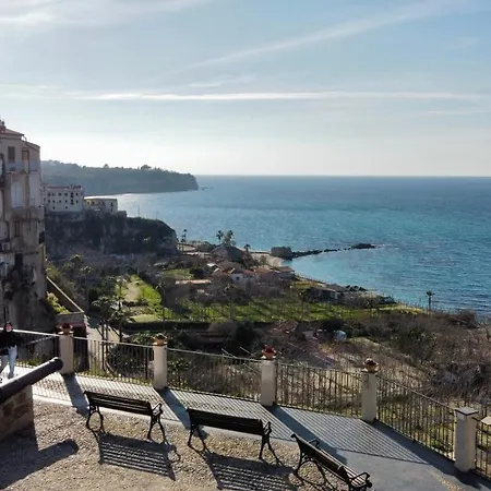 Dimora Poseidon 4* Tropea