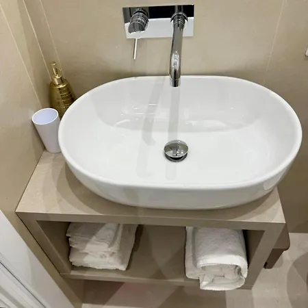 Dimora Poseidon Bed & Breakfast *