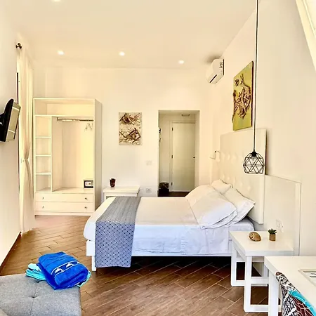 Dimora Poseidon טרופאה