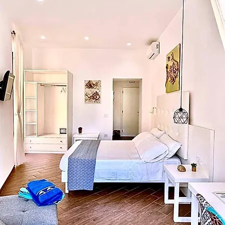 Dimora Poseidon Bed & Breakfast Tropea